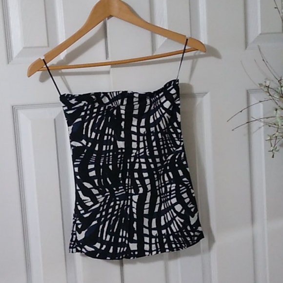 Tube top with built-in bra with geometric print - Picture 2 of 7